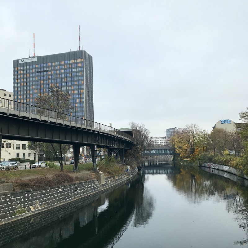v_Möckernbrücke_Ost1